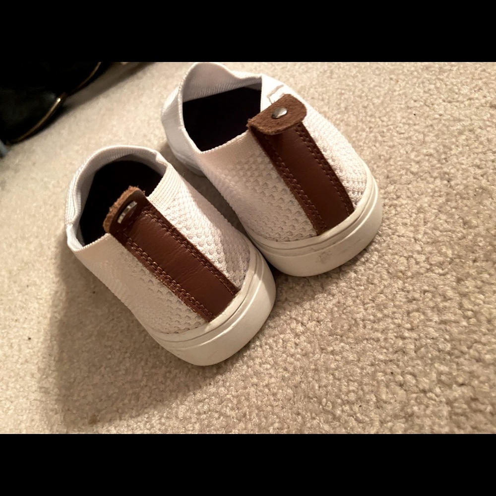 Canvas shoes - Picture 3 of 3